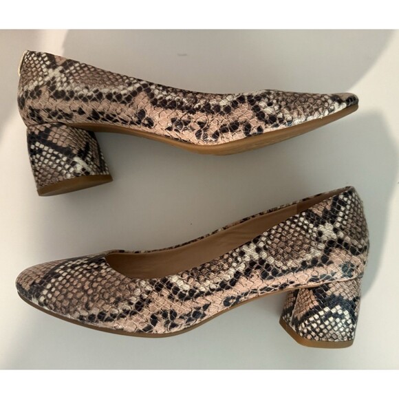 Kate Spade Beverly Pumps • Pale Vellum Snake Print • Size 6.5 M MSRP $228 - Picture 8 of 8